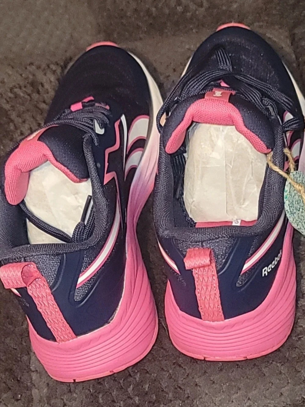 Reebok Verse Women's Black and Pink Running Shoes FFC0096069 Size 11 Brand New